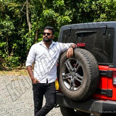 Aravindroshan